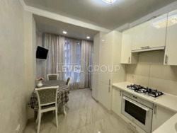   2    Sofia Residence,    1