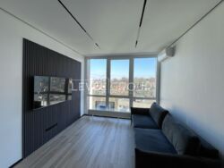   1-      City Hub ѳ   1
