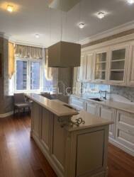 ������ �������� 240 ��.� �� ���������� 103. ����� ���� 17