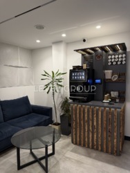 ������ 1 �� �������� �� 4U, 44�2, ������������� �-�, ����� ������ 15 �� ���� 13