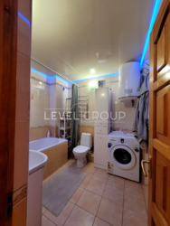 Продаж 3 кімнатної квартири в Святошинському районі Києва фото 8 Продаж 3 кімнатної квартири в Святошинському районі Києва фото 8