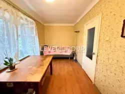 Продаж 2 кімнатної квартири в цегляній хрущівці на 2 поверсі поруч з метро Голосіївська фото 5 Продаж 2 кімнатної квартири в цегляній хрущівці на 2 поверсі поруч з метро Голосіївська фото 5