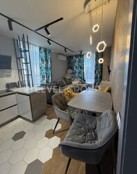 ������ 2-� �������� 62 �² � �� Seven (��������) � ���������� ������, ����, 5 ���������� ����, ��������� ���� 8