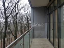   4  1342     Crystal Park  4   4