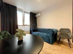  1    Podil Plaza & Residence.    1