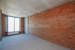 Edelweiss House 2 83,302  72  .  5