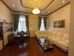 VIP-: 200²   .  4.     .  7