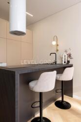  1       (. , . 11)  20