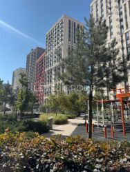  2-    Svitlo Park  4