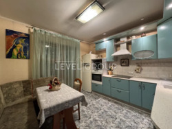 ������ 4 ��. ��������, 107,3 �2, ���. �����������, 13� + ����� ���� 1