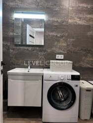  1-      Crystal Avenue  19