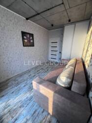  1-      Crystal Avenue  3