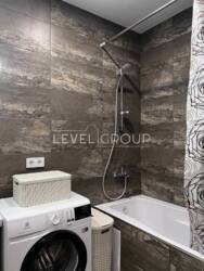  1-      Crystal Avenue  16