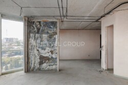     4       'Podil Plaza & Residence'  . 73  10