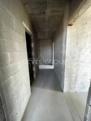 ������ ������ 2� �������� �� Seven ���� 9