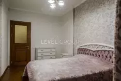  3 . 1052    ,  44  19