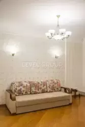  3 . 1052    ,  44  17