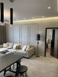 ������ 2� ��������, �� Royal Tower, ���. ��������������, 37� ���� 7