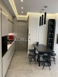 ������ 2� ��������, �� Royal Tower, ���. ��������������, 37� ���� 6