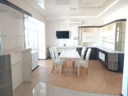 ������ ������������� 9 ��������� �������� ��������� 555� � ������� �� ��������� ���� 2