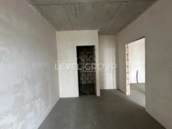 2-    SKY AVENUE  11
