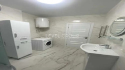   , ,   . (), 8, .   4