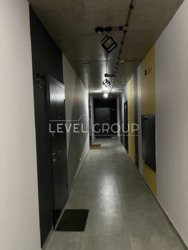     One House     13