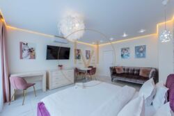 2-      Obolon Residences,. 26   .  10