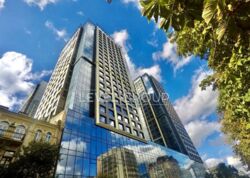 ������ ����������� ������-����� � �� Metropole ���� 1