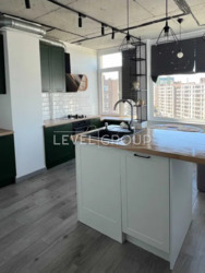 ������ 2-������� �������� 63 �2 � �� ParkLand �������� ���� 8