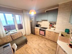 ������ 2-������� �������� 75.5 �² � ���������� ����� �� ������ ���� 10