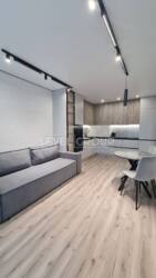 Продам 1 кім. квартиру Варшавський 2 фото 2 Продам 1 кім. квартиру Варшавський 2 фото 2