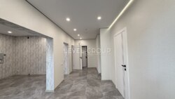 Продаж стильної 1-кімнатної квартири з ремонтом у ЖК «Щасливий GRAND» фото 11 Продаж стильної 1-кімнатної квартири з ремонтом у ЖК «Щасливий GRAND» фото 11