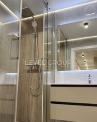 ������ 2-� �������� � �� ����� ����� 'Cappuccino House' ���� 15