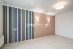 ������ 1� �������� �� Family&Friends ���� 9