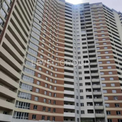 ������ 2-������� �������� � �� Family & Friends ���� 17