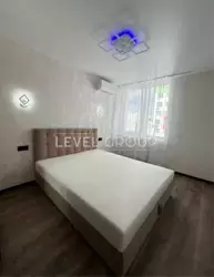  1   ( 2 )     7