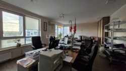 ����������� �������� 2-������� �������� ������ 61,4 �² � ����������� ��������� �������� �����-����� '�������' ���� 11