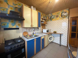 ������ 3-������� �������� �� ������� ���. �����������, 8 ���� 15