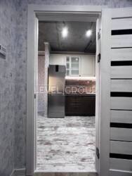  1-      Crystal Avenue  8