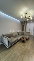 Продаж сучасної 4-кім. квартири загальною площею 105,2 кв.м. в с.Петропавлівська Борщагівка, вул.Черкаська, 16. фото 3 Продаж сучасної 4-кім. квартири загальною площею 105,2 кв.м. в с.Петропавлівська Борщагівка, вул.Черкаська, 16. фото 3