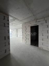 ������ 1 �� �������� �� 4U, 44�2, ������������� �-�, ����� ������ 15 �� ���� 3