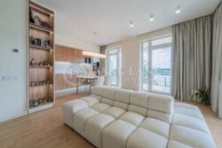  2-      Park Lake City  8