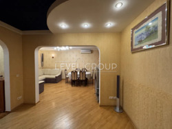 ������ 4 ��. ��������, 107,3 �2, ���. �����������, 13� + ����� ���� 6