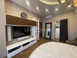 ЖК Смарагдовий, дуже затишна квартира з вишуканим ремонтом, 170 кв.м. фото 6 ЖК Смарагдовий, дуже затишна квартира з вишуканим ремонтом, 170 кв.м. фото 6