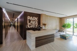  1     Park Lake City /     18