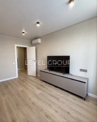 ������ 2-� �������� � �� ����� ����� 'Cappuccino House' ���� 7