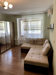 ������ 1-������� �������� ���. ��������, 21 (10�15 �� ���� �� ����� ���������) ���� 1