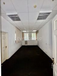 ����������� �� ������� ��������� ��������, �������� ������ �ᒺ������ ����� ������� (9 �����), ������������ �� 1 �� 2 �������� ��������� ����� � ����� ���� � �� ������ �������, 11 �������������� ������. ���� 16