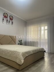 ����� ���� ����������� �������� 3-� �������� �� �������: ��� �����������, 8� ���������� ����� , ����� �������. ���� 4